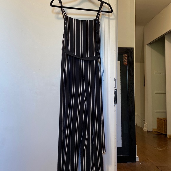 never worn size 6 jumpsuit - Picture 1 of 1